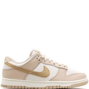 Nike dunk Metallic Gold