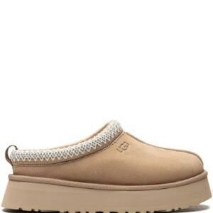 UGG Taz Sand